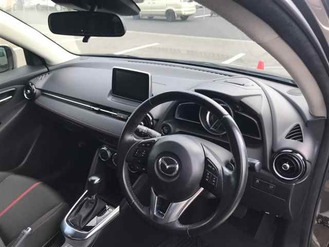 MAZDA DEMIO 2016