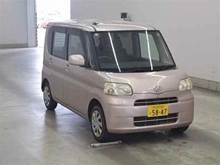 DAIHATSU TANTO 2013