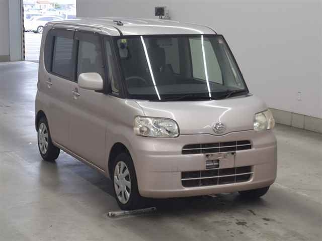 DAIHATSU TANTO 2012