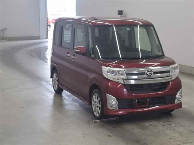 DAIHATSU TANTO 2013