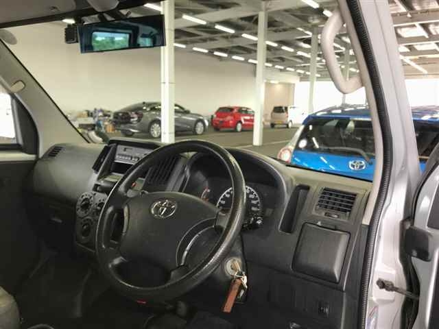 TOYOTA LITE ACE VAN 2010