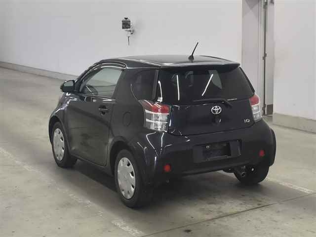 TOYOTA IQ 2009