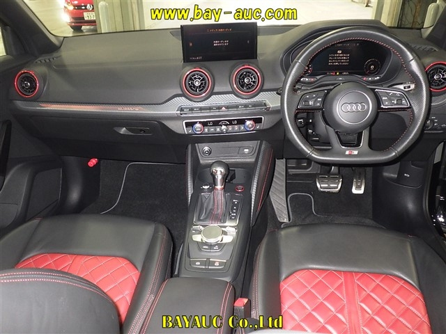 AUDI SQ2 2021