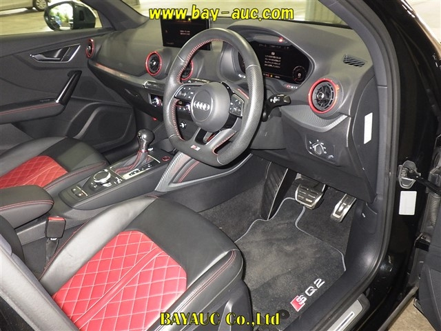 AUDI SQ2 2021