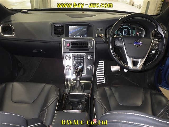 VOLVO V60 2014