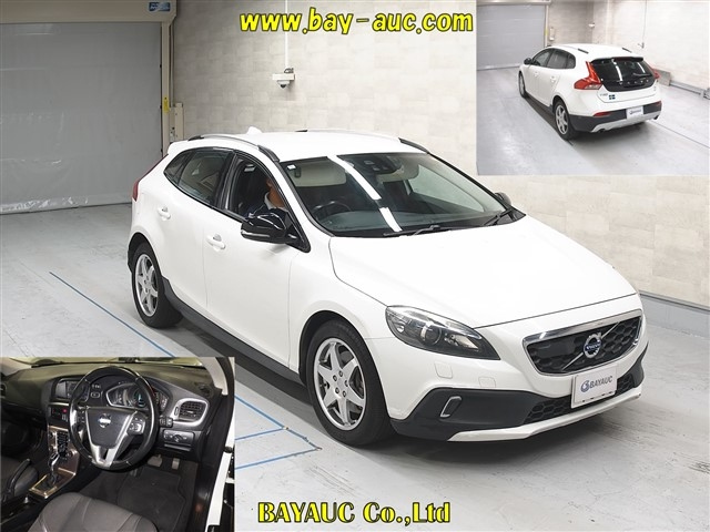 VOLVO V40 2015