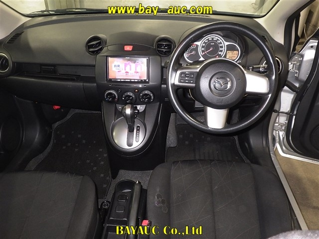 MAZDA DEMIO 2012