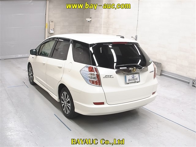 HONDA FIT SHUTTLE 2014
