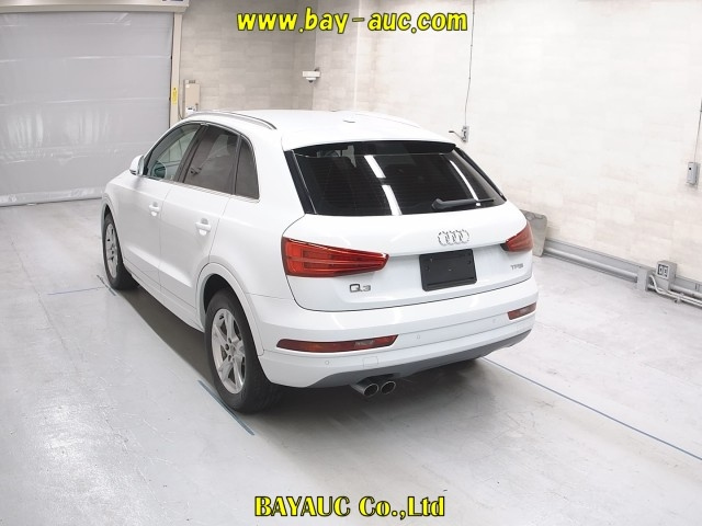 AUDI Q3 2015