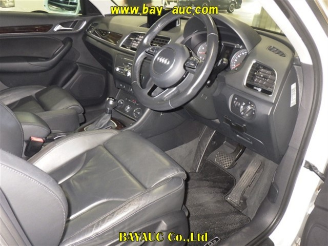 AUDI Q3 2015