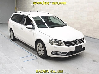 VOLKSWAGEN PASSAT VARIANT 2012