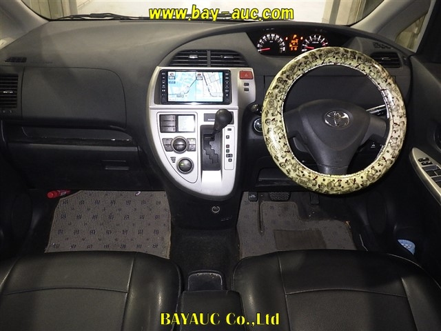 TOYOTA RACTIS 2008