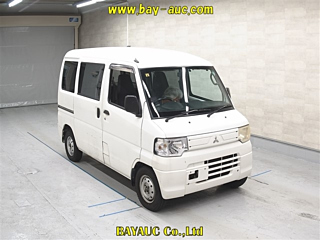 MITSUBISHI MINICAB VAN 2013
