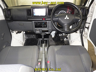 MITSUBISHI MINICAB VAN 2013