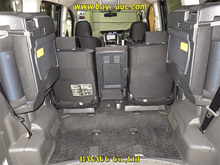 TOYOTA VOXY 2008