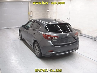 MAZDA AXELA 2016
