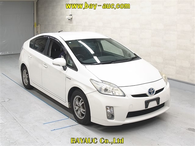 TOYOTA PRIUS 2010