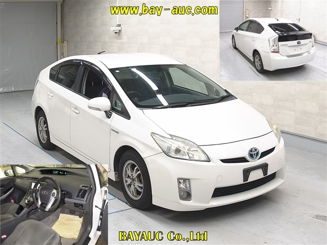 TOYOTA PRIUS 2010