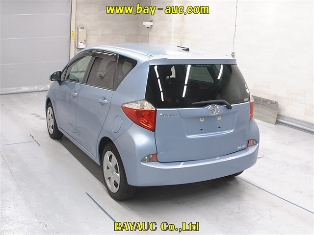 TOYOTA RACTIS 2011