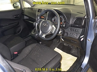 TOYOTA RACTIS 2011