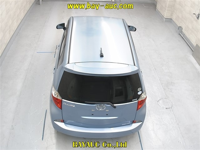 TOYOTA RACTIS 2011