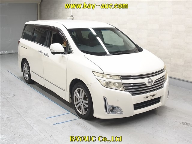 NISSAN ELGRAND 2010
