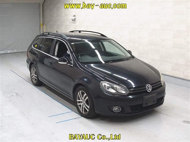 VOLKSWAGEN GOLF VARIANT 2010