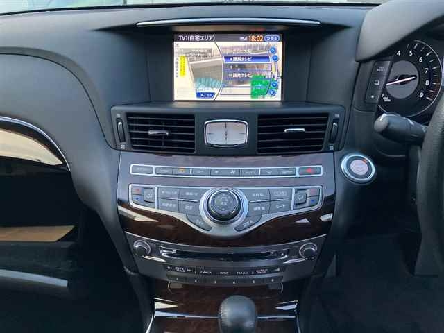 NISSAN FUGA 2011