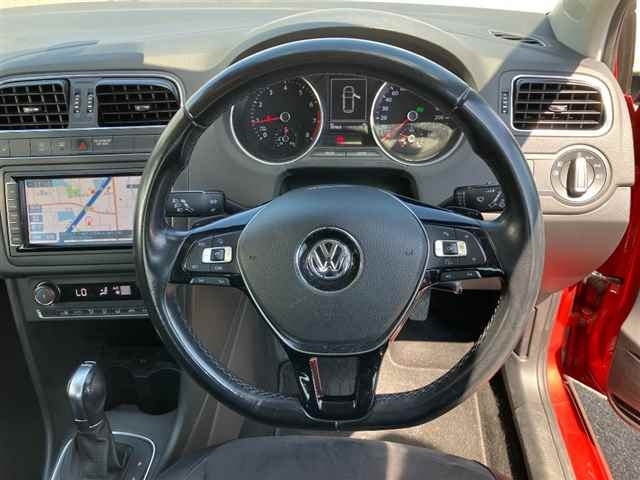 VOLKSWAGEN POLO 2017