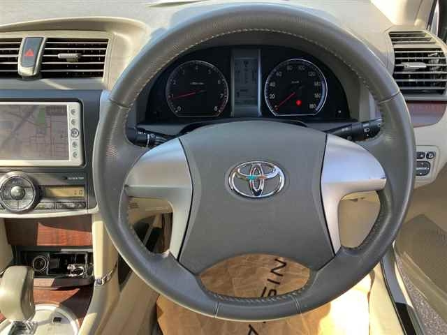TOYOTA PREMIO 2010