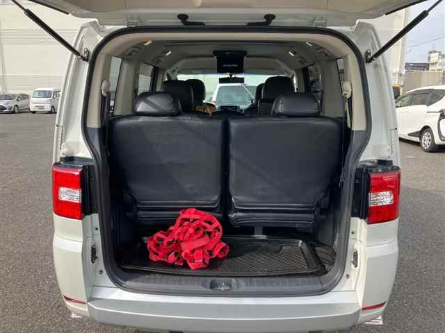 MITSUBISHI DELICA D5 2010