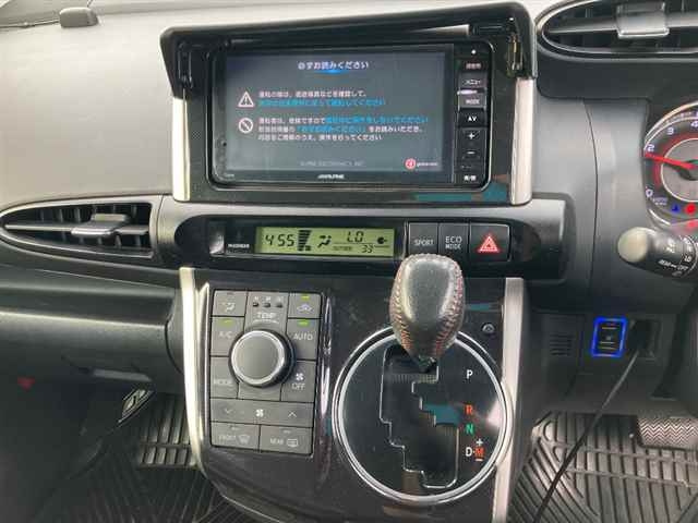 TOYOTA WISH 2014
