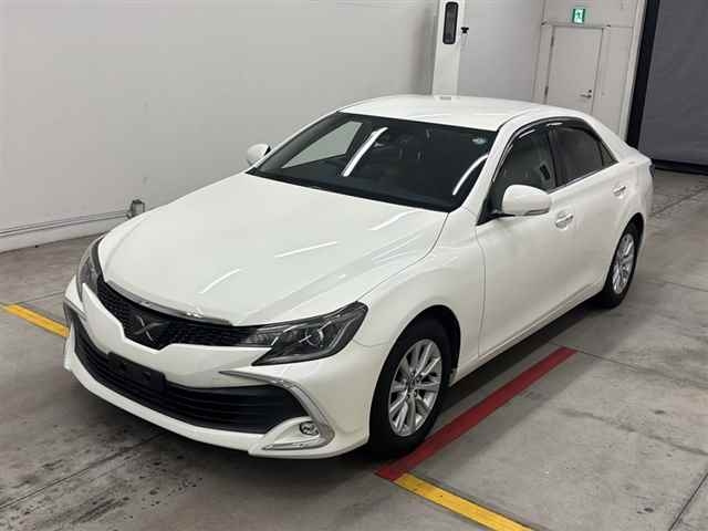 TOYOTA MARK X 2018