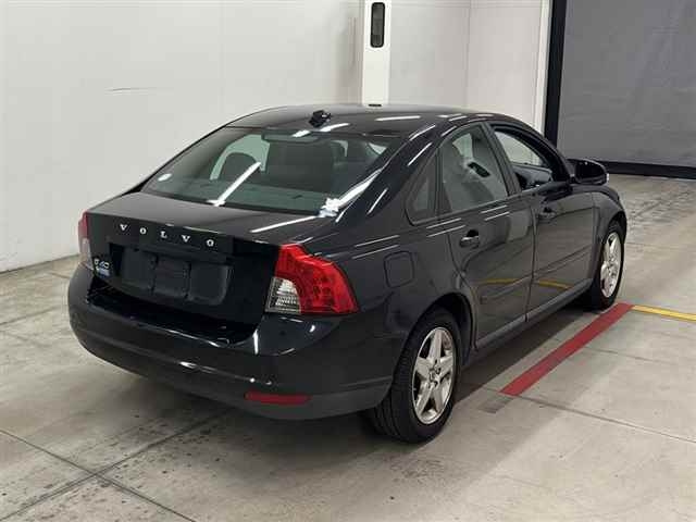 VOLVO S40 2010