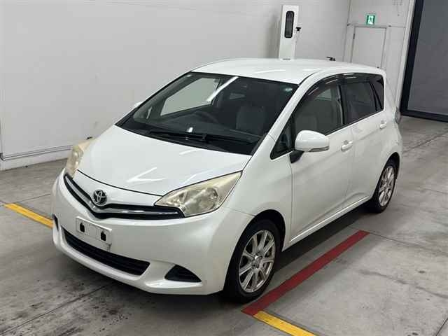 TOYOTA RACTIS 2011