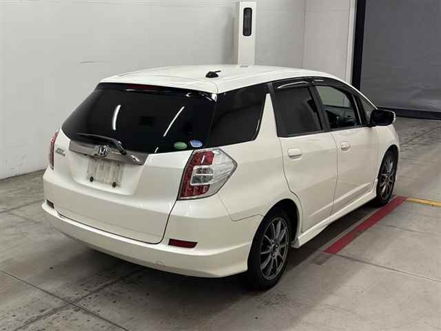 HONDA FIT SHUTTLE 2014