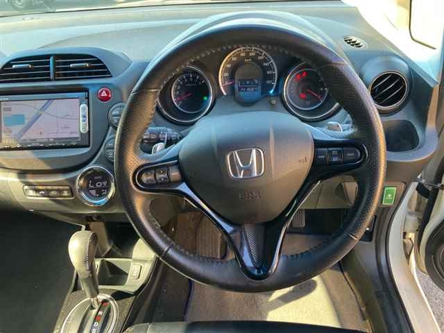 HONDA FIT SHUTTLE 2014