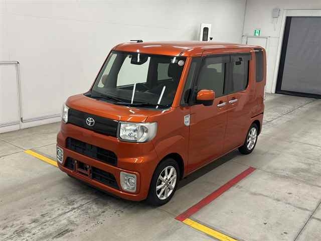 TOYOTA PIXIS MEGA 2018