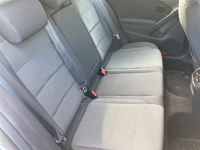 VOLKSWAGEN GOLF 2012