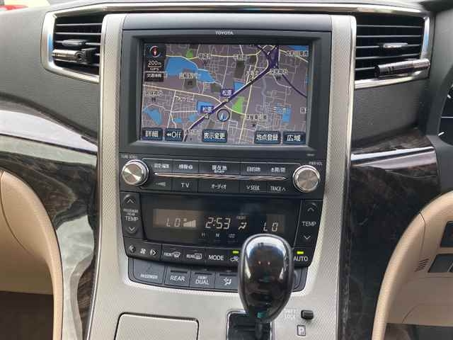 TOYOTA ALPHARD 2012
