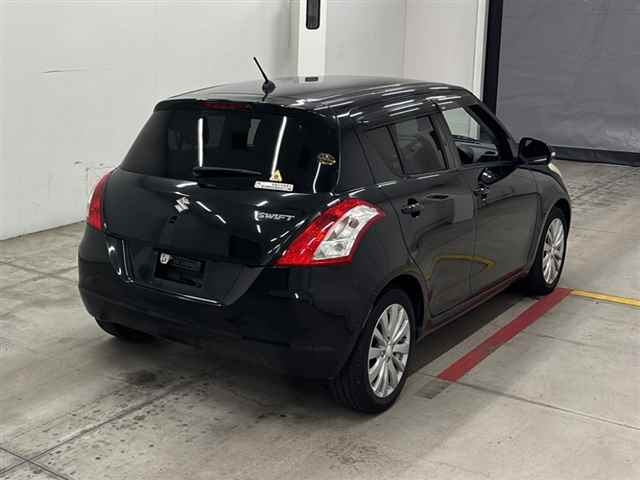 SUZUKI SWIFT 2011