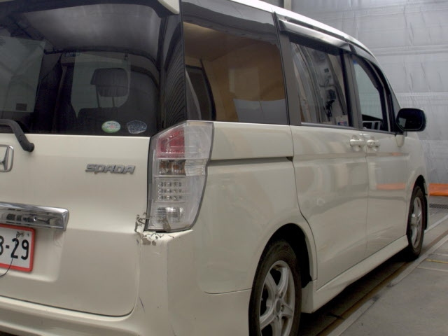 HONDA STEP WAGON 2011