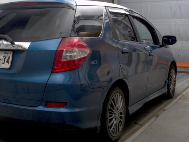 HONDA FIT SHUTTLE 2011