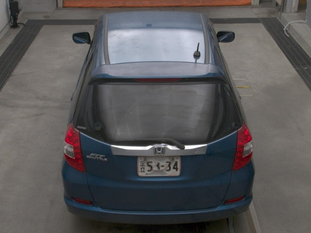 HONDA FIT SHUTTLE 2011