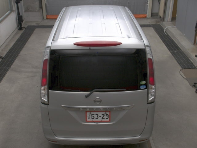 NISSAN SERENA 2011