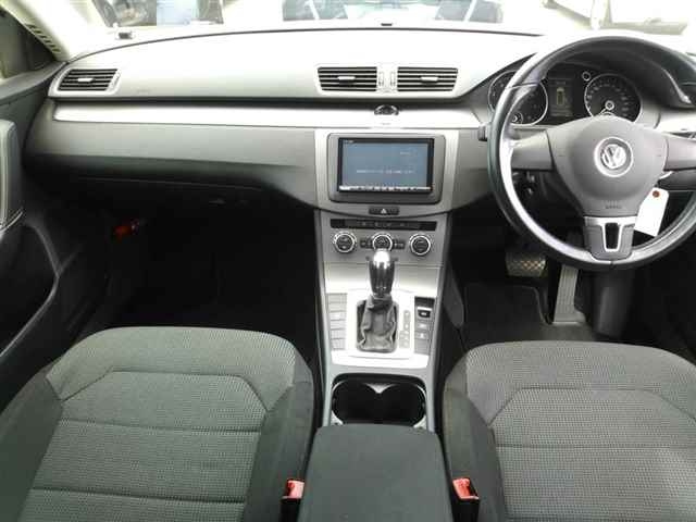 VOLKSWAGEN PASSAT VARIANT 2014