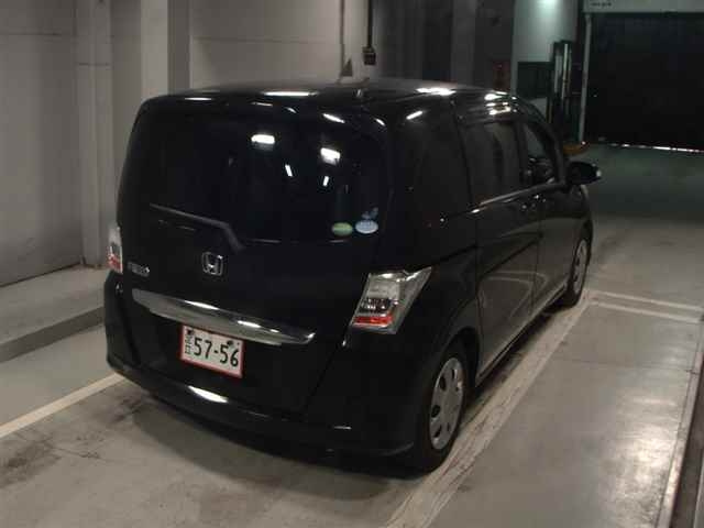 HONDA FREED 2012
