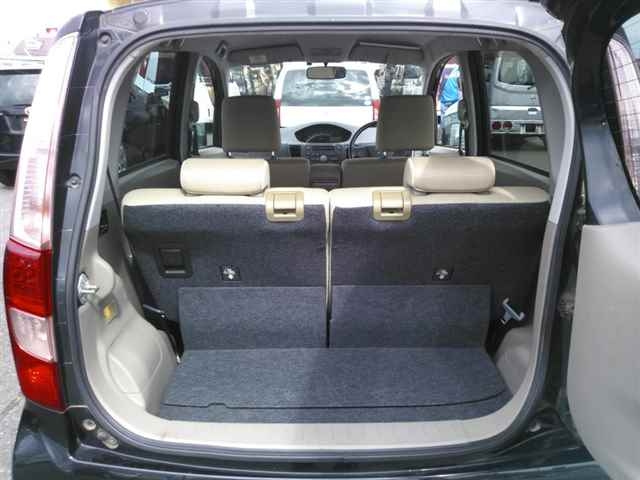 DAIHATSU MOVE 2011