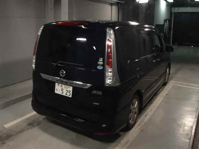 NISSAN SERENA 2011