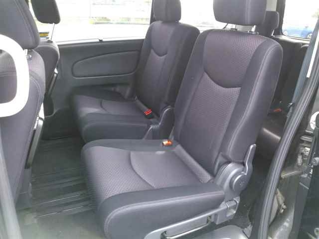 NISSAN SERENA 2011